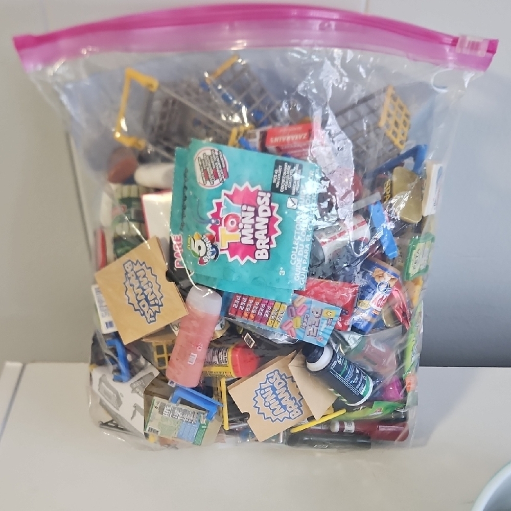 Mini Brands Toy Collection Bag
